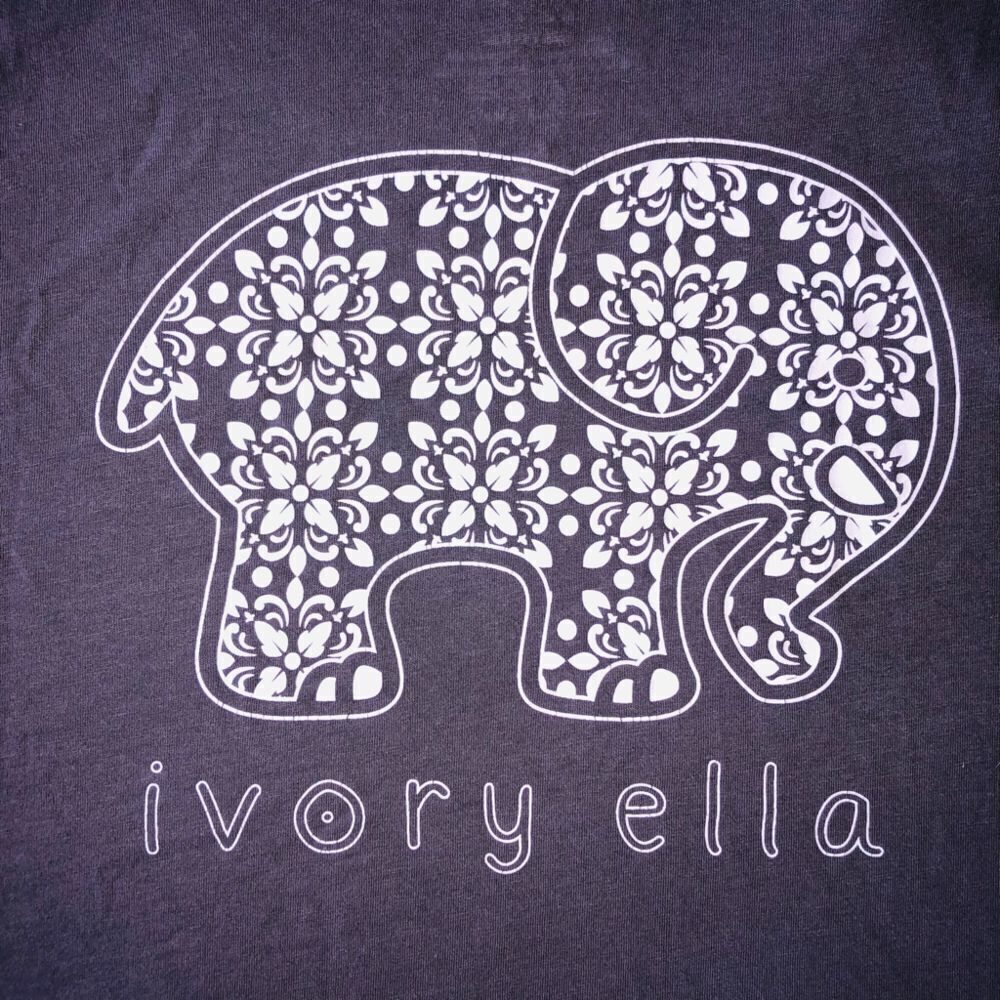 EUC Womens Large Ivory Ella LS Lightweight Tshirt